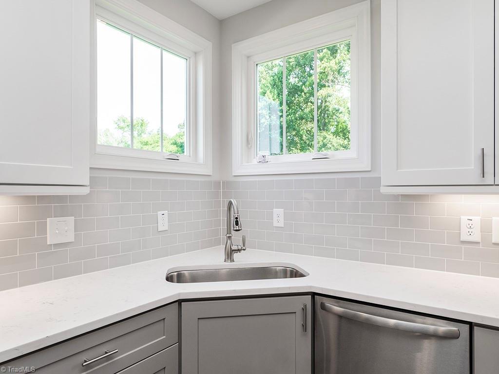 5215 Goshawk Lane Graham, NC 27253 - Photo 16 of 49 Gallery Image 16