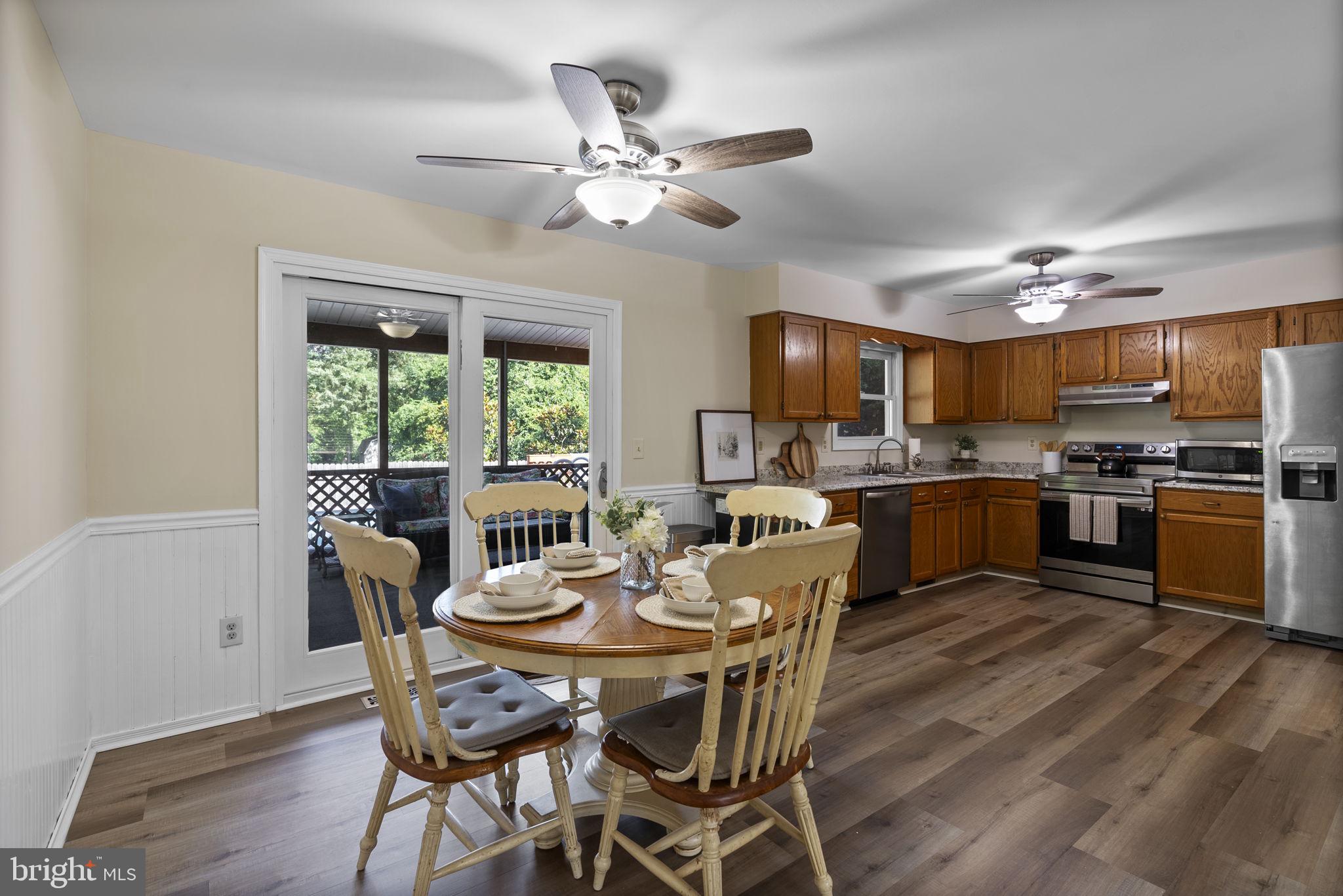 731 McCann Road Severna Park, MD 21146 - Photo 13 of 46 Main Level - Dining & Kitchen