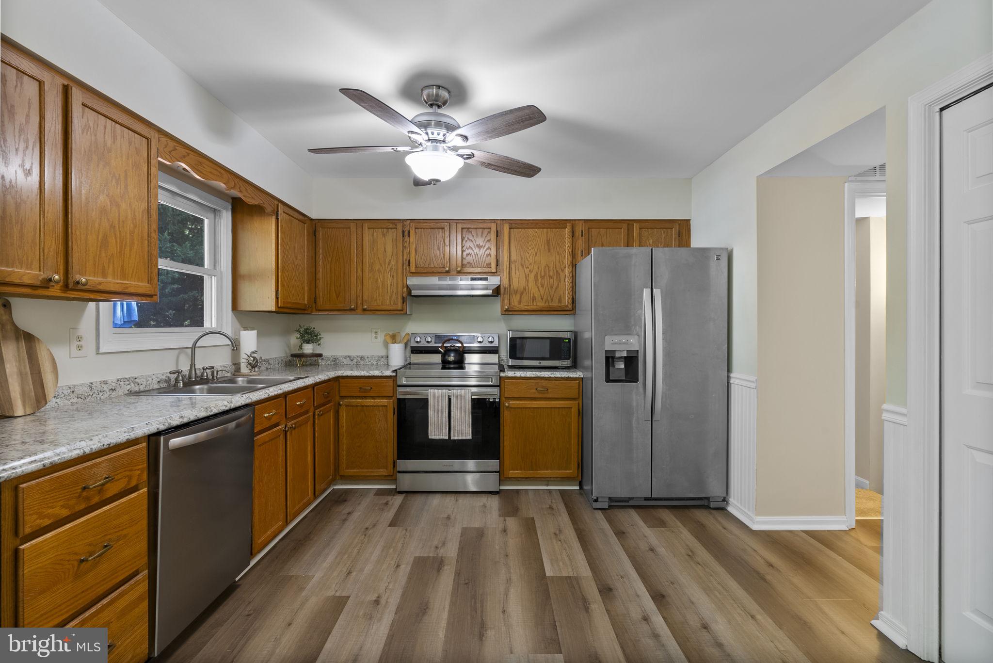 731 McCann Road Severna Park, MD 21146 - Photo 15 of 46 Main Level -Kitchen