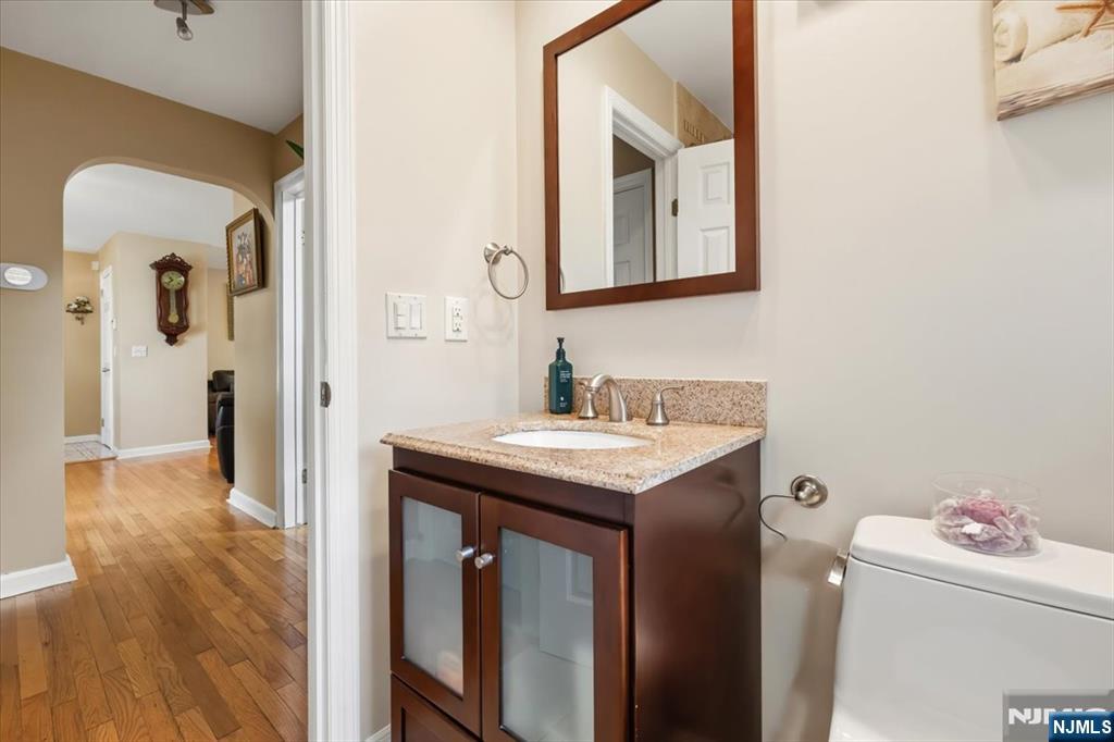 116 Pyle Street Oradell, NJ 07649 - Photo 8 of 38 Gallery Image 8