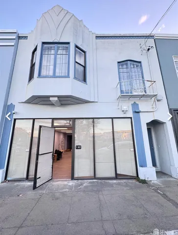 a view of an entryway with a staircase