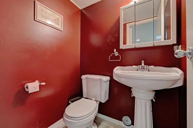 $279,900 | 654 Alan Drive, Lake Orion, MI 48362