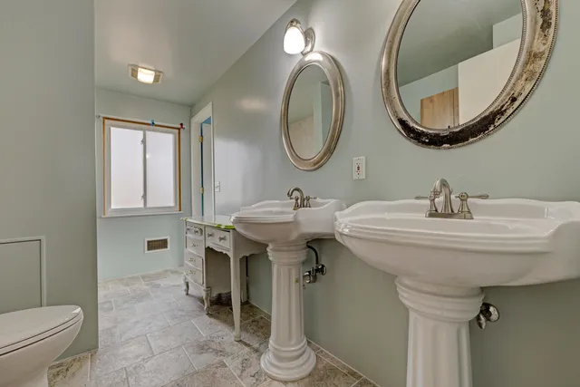 $279,900 | 654 Alan Drive, Lake Orion, MI 48362