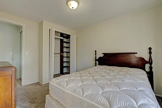 $279,900 | 654 Alan Drive, Lake Orion, MI 48362