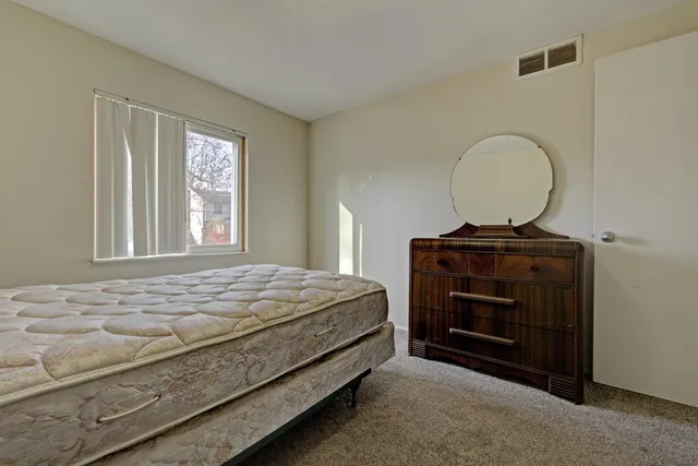 $279,900 | 654 Alan Drive, Lake Orion, MI 48362