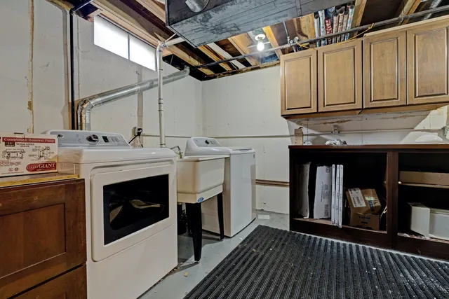 $279,900 | 654 Alan Drive, Lake Orion, MI 48362