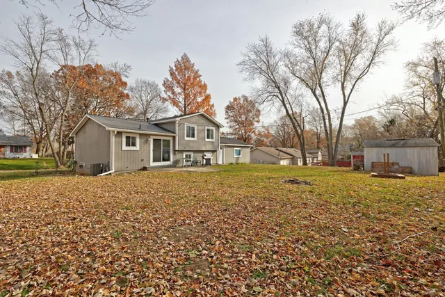 $279,900 | 654 Alan Drive, Lake Orion, MI 48362