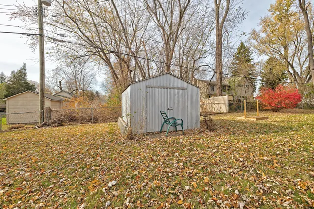 $279,900 | 654 Alan Drive, Lake Orion, MI 48362