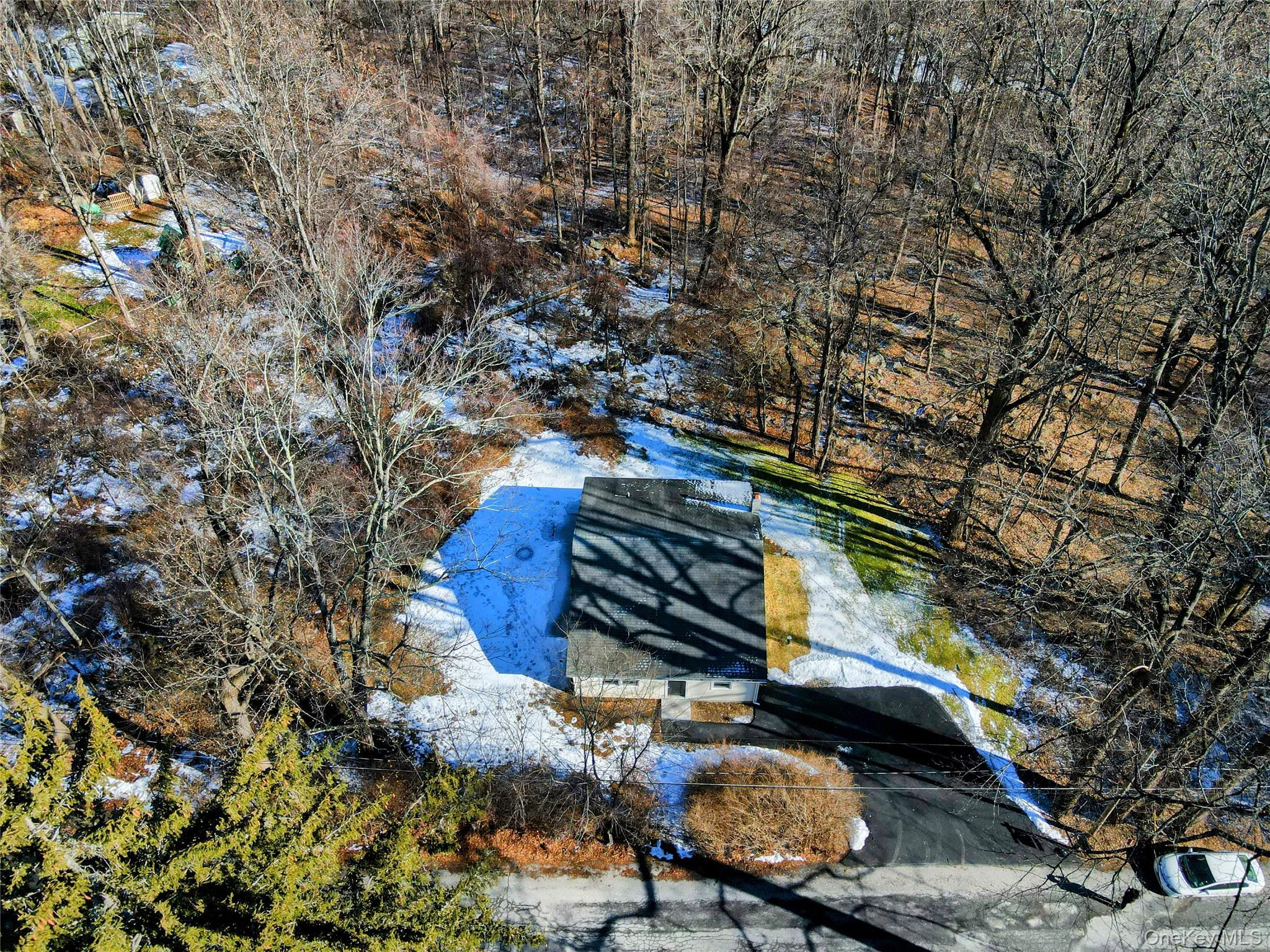 28 Quaker Road Carmel, NY 10512 - Photo 2 of 16