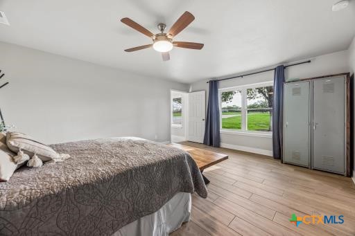295 McKnight Road Seguin, TX 78155 - Photo 11 of 47 Primary Bedroom