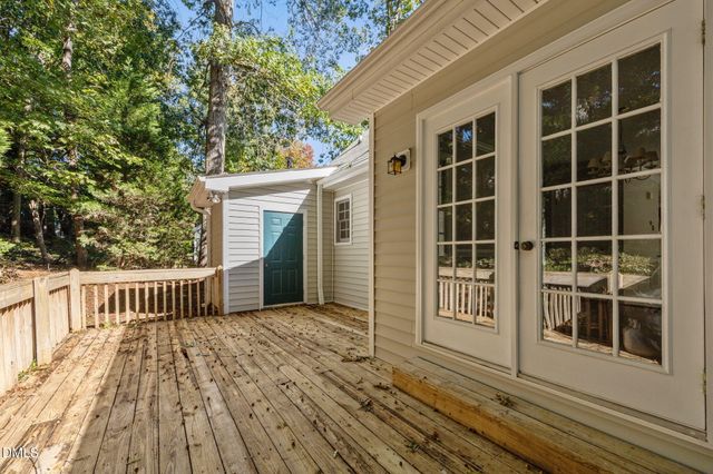 $469,000 | 2003 Chedington Drive, Apex, NC 27502