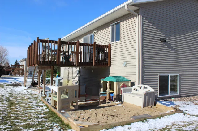 $319,000 | 16953 739th Street, Hayfield, MN 55940