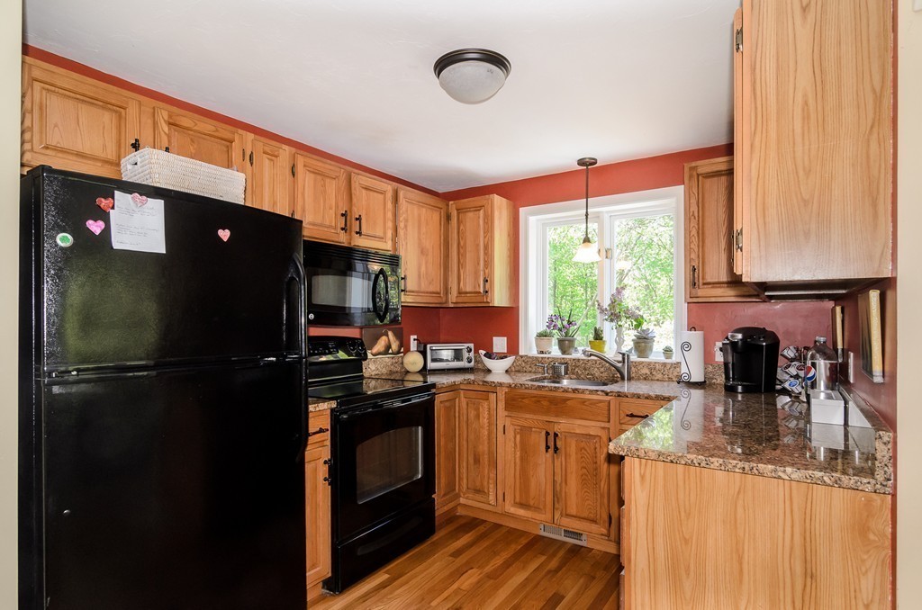 233 Webster Street, Unit 233 Needham, MA 02494 - Photo 8 of 19 Gallery Image 8