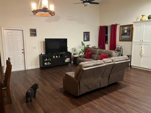 $1,600,000 | 965 Pine Hill Boulevard, Geneva, FL 32732