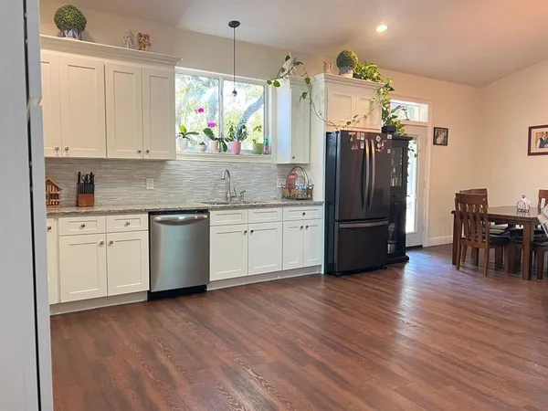 $1,600,000 | 965 Pine Hill Boulevard, Geneva, FL 32732