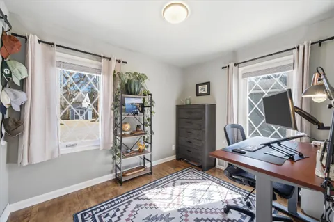 $389,900 | 2801 East Rhode Island Avenue, Milwaukee, WI 53207