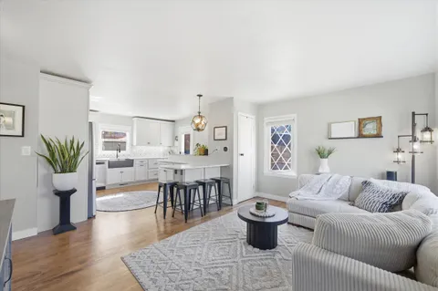 $389,900 | 2801 East Rhode Island Avenue, Milwaukee, WI 53207