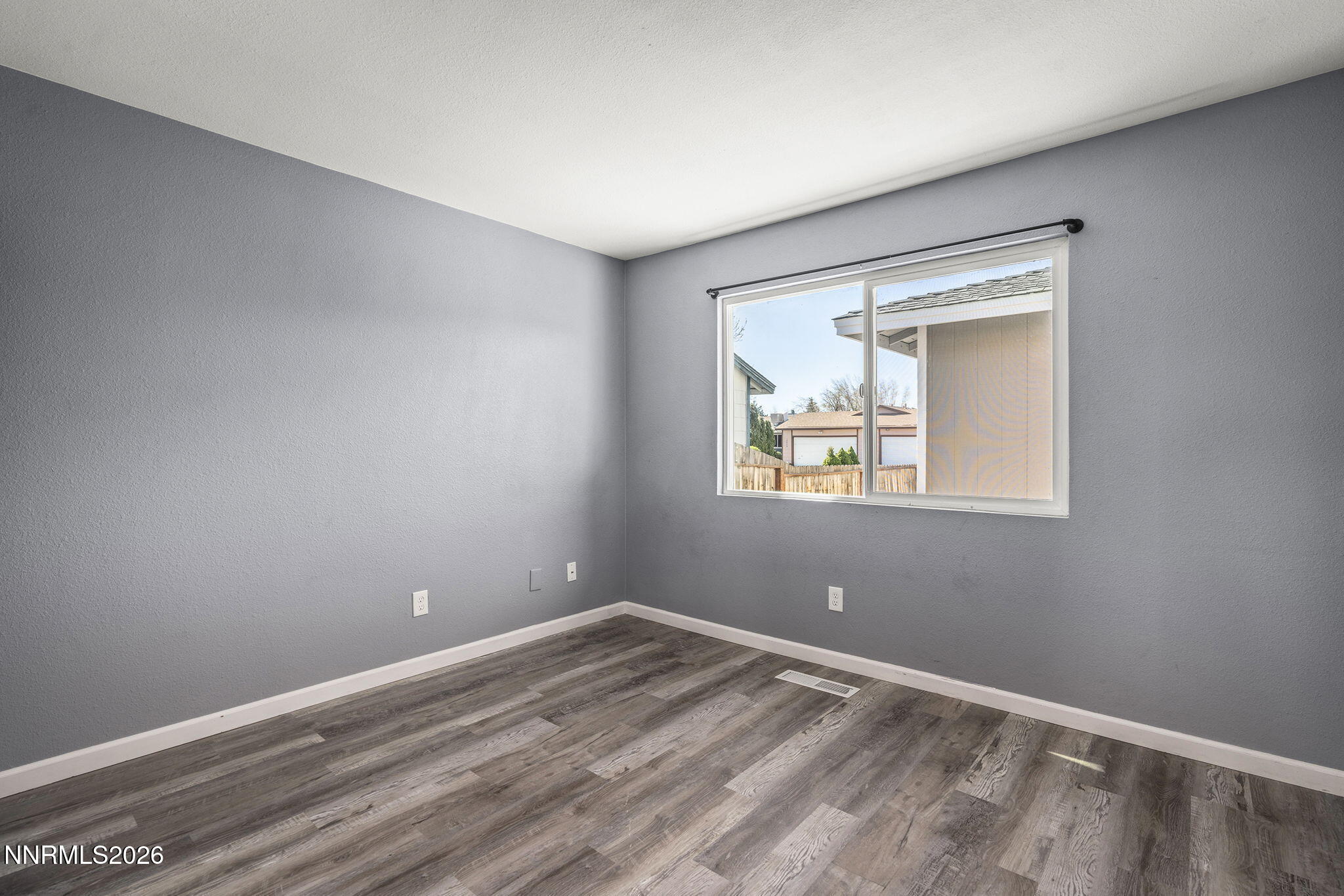 11003 Zeolite Drive Reno, NV 89506 - Photo 12 of 20 16-web-or-mls-_DSC8183