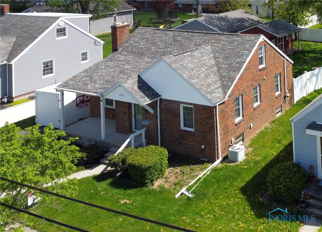 203 Rector Avenue Findlay, OH 45840 - Photo 3 of 35 Gallery Image 3