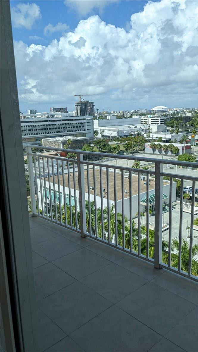 2275 Biscayne Boulevard, Unit 1005 Miami, FL 33137 - Photo 4 of 12 Photo 4