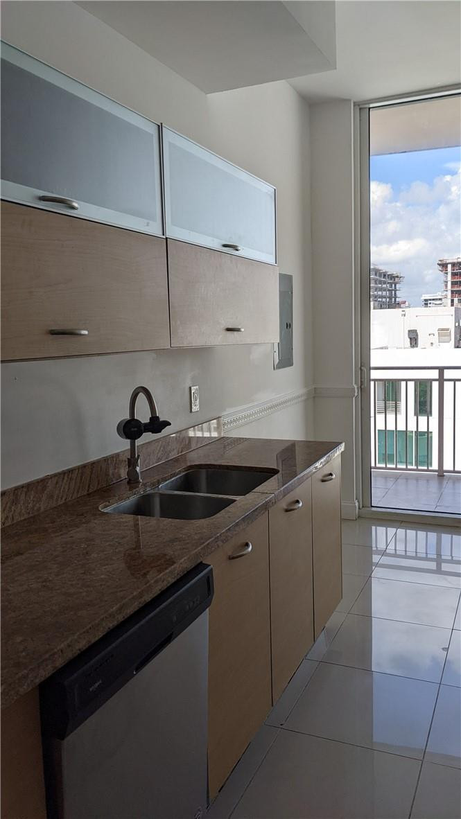 2275 Biscayne Boulevard, Unit 1005 Miami, FL 33137 - Photo 6 of 12 Photo 6