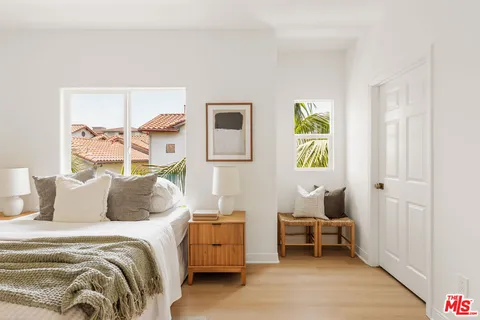 $1,995,000 | 5736 South Celedon Creek, Playa Vista, CA 90094