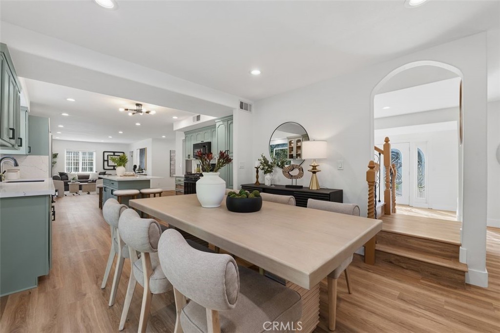 22534 Liberty Bell Road Calabasas, CA 91302 - Photo 11 of 41