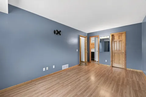 $235,000 | 12206 Oak Leaf Circle, Burnsville, MN 55337