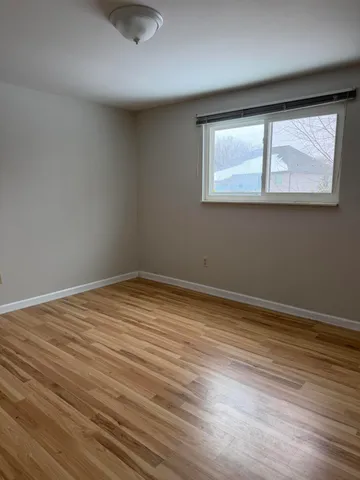 $2,895 | 3550 Kings Point Drive, Troy, MI 48083