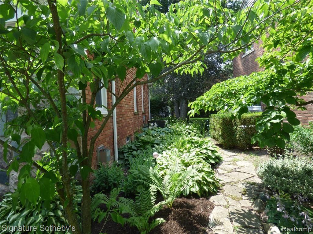 3747 Kenmore Road Berkley, MI 48072 - Photo 11 of 67