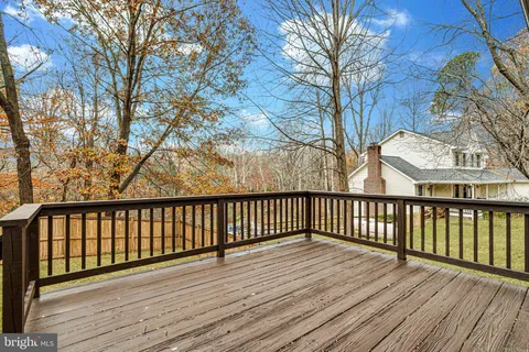 $675,000 | 7120 Bluegrass Way, Owings, MD 20736