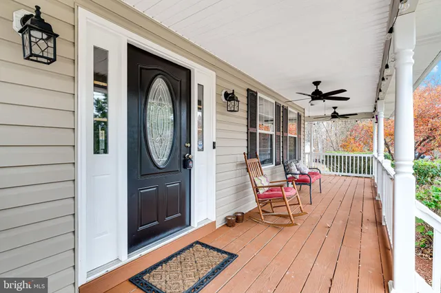 $675,000 | 7120 Bluegrass Way, Owings, MD 20736