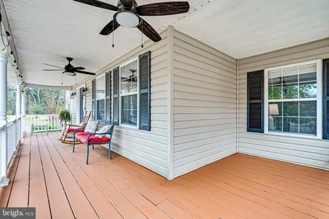 $675,000 | 7120 Bluegrass Way, Owings, MD 20736