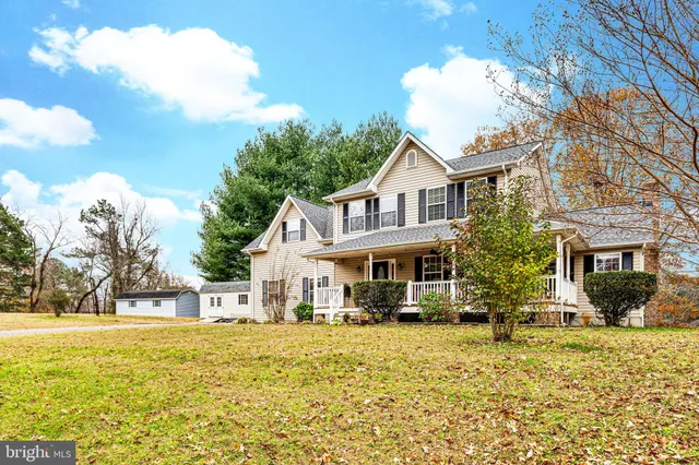 $675,000 | 7120 Bluegrass Way, Owings, MD 20736
