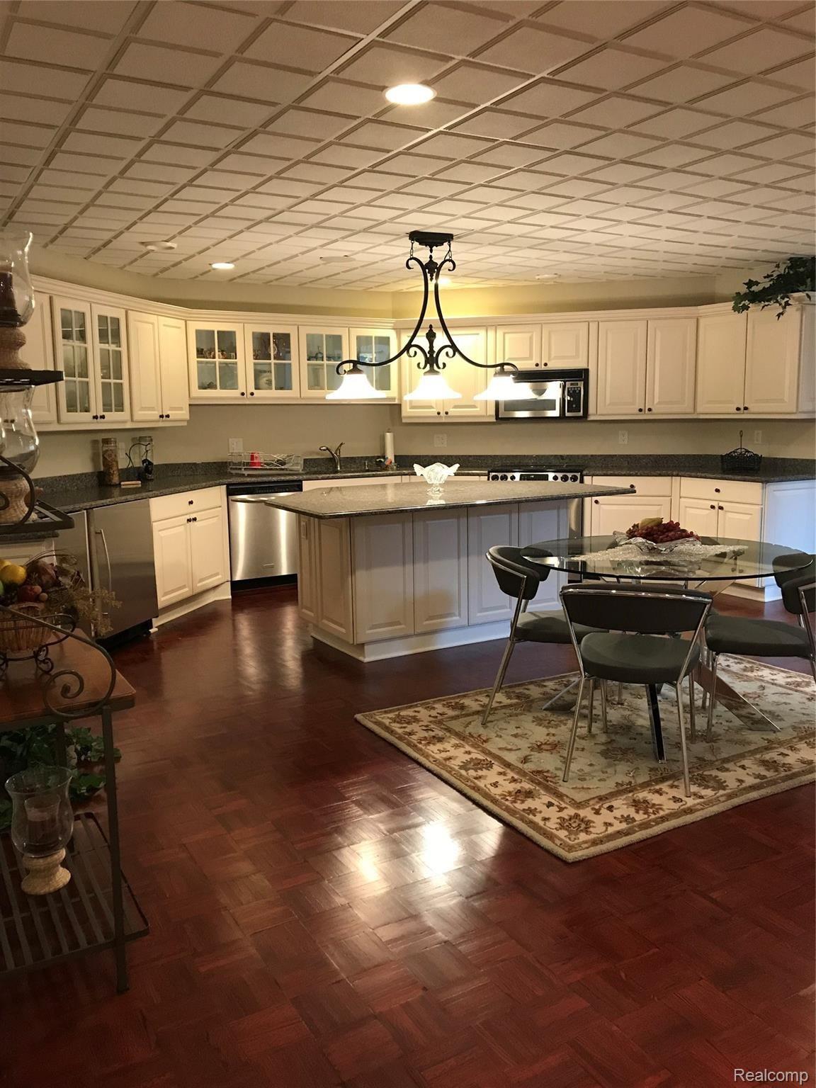 30202 Inkster Road Franklin, MI 48025 - Photo 66 of 75 IMG_4536.jpg