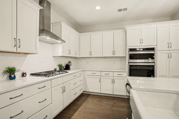 $599,000 | 100 Tudor Court, Myrtle Beach, SC 29579