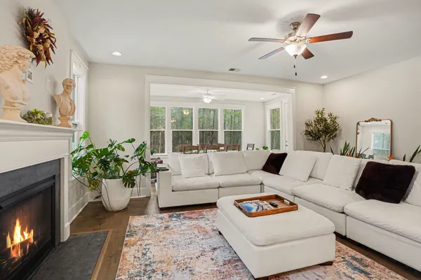 $599,000 | 100 Tudor Court, Myrtle Beach, SC 29579