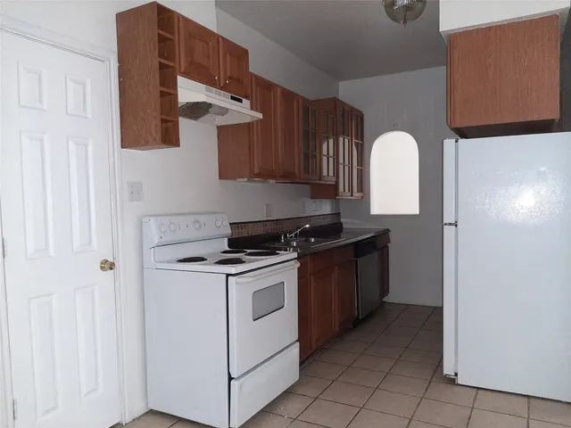 $1,050 | 4542 Otterbury Drive, Unit A, Houston, TX 77039