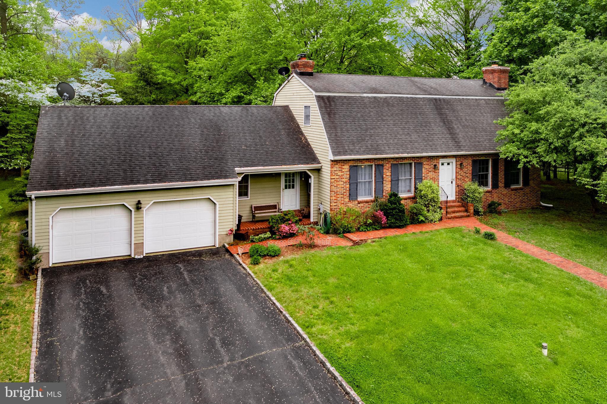 262 Juliustown Road Columbus, NJ 08022 - Photo 1 of 46