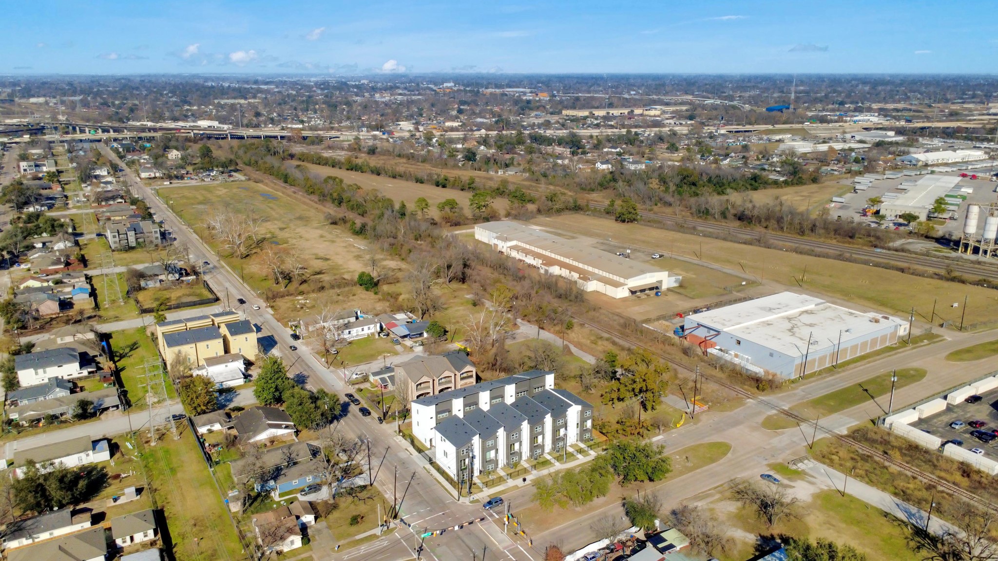 4804 Elysian Street, Unit B Houston, TX 77009 - Photo 43 of 49 an aerial view of a city