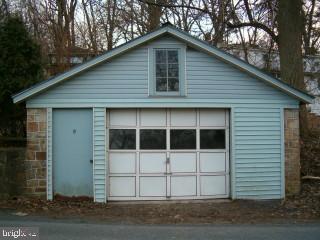 2141 Quarry Road Lebanon, PA 17046 - Photo 2 of 5 Gallery Image 2