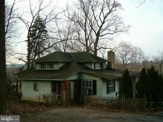 2141 Quarry Road Lebanon, PA 17046 - Photo 3 of 5 Gallery Image 3