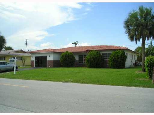 789 Southeast 31st Street Boca Raton, FL 33432 - Photo 1 of 7 Primary Photo