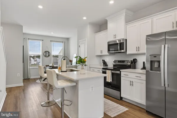 $329,900 | 114 Coolidge Avenue, Ranson, WV 25438