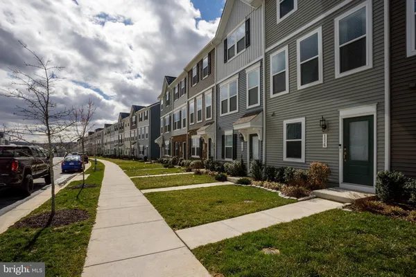 $329,900 | 114 Coolidge Avenue, Ranson, WV 25438