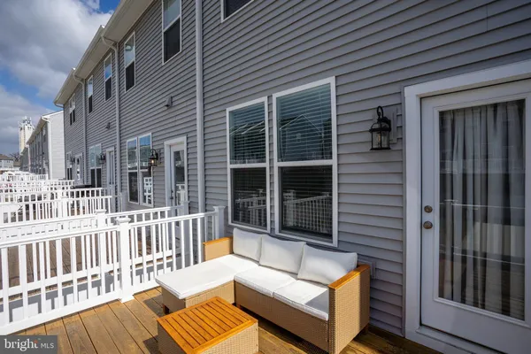 $329,900 | 114 Coolidge Avenue, Ranson, WV 25438