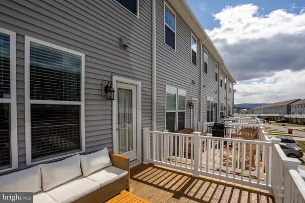 $329,900 | 114 Coolidge Avenue, Ranson, WV 25438