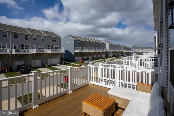 $329,900 | 114 Coolidge Avenue, Ranson, WV 25438