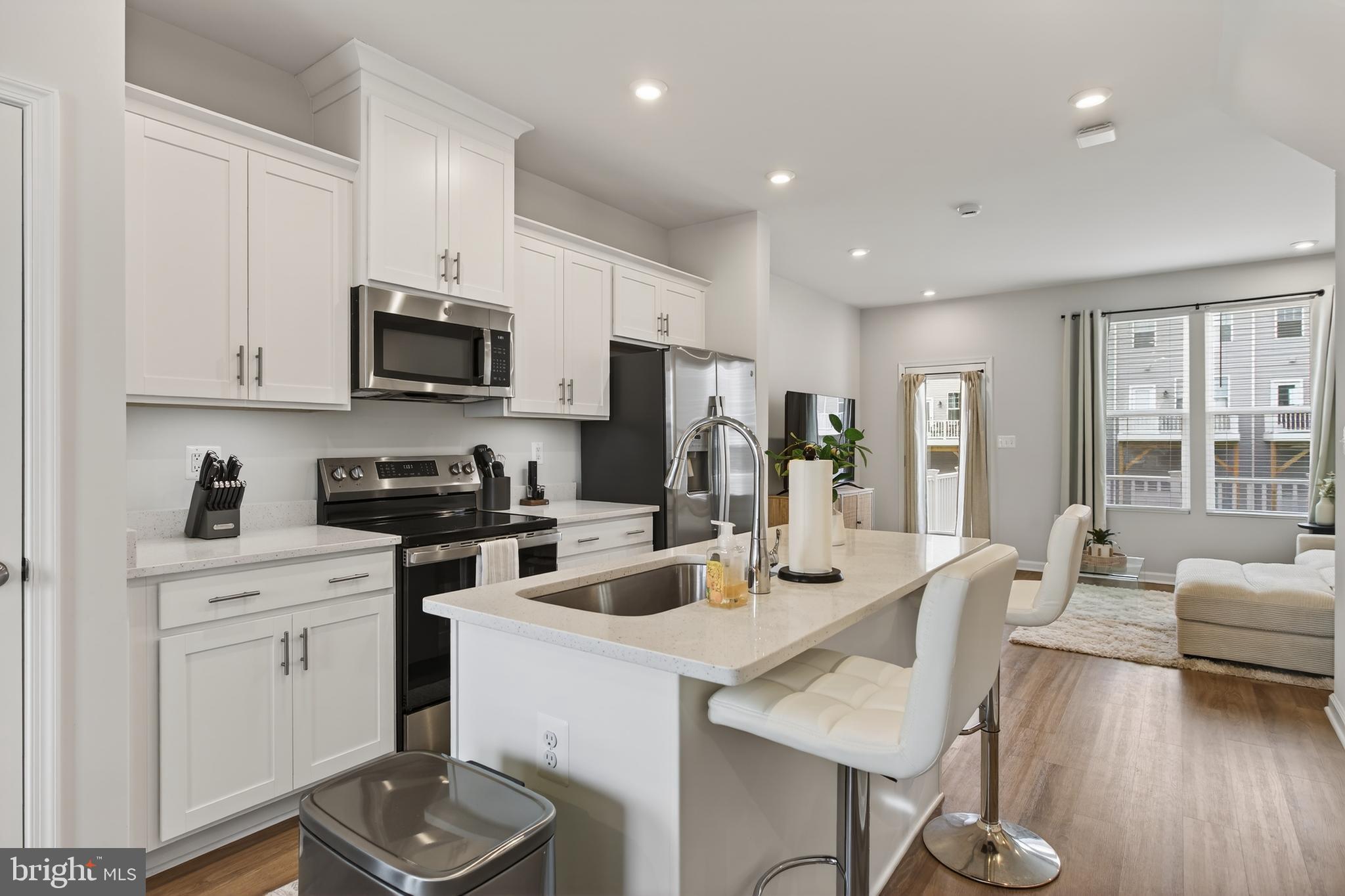 114 Coolidge Avenue Ranson, WV 25438 - Photo 4 of 41