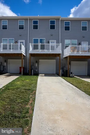 $329,900 | 114 Coolidge Avenue, Ranson, WV 25438